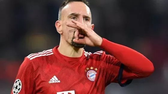 Frank Ribery wird danach nie wieder ein goldenes Steak essen!
