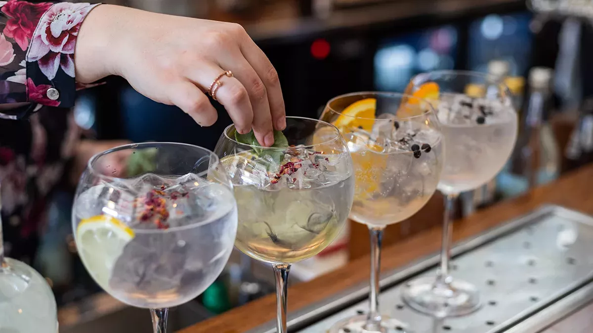 Dieser besondere Gin stärkt euer Immunsystem beim Trinken.