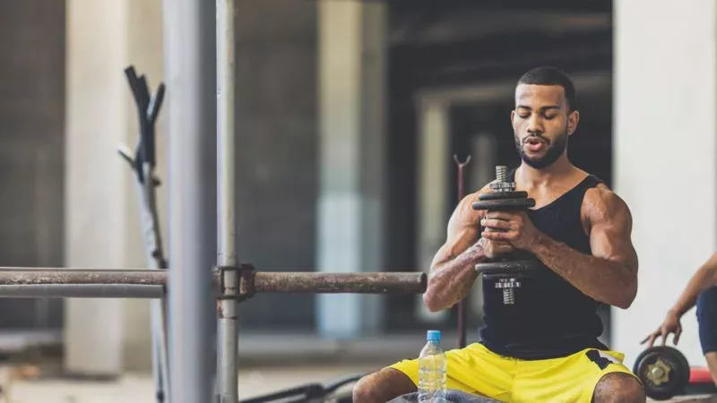 5 Tipps, wie ihr in Zeiten des Coronavirus das Fitnessstudio zu euch nach Hause holt!