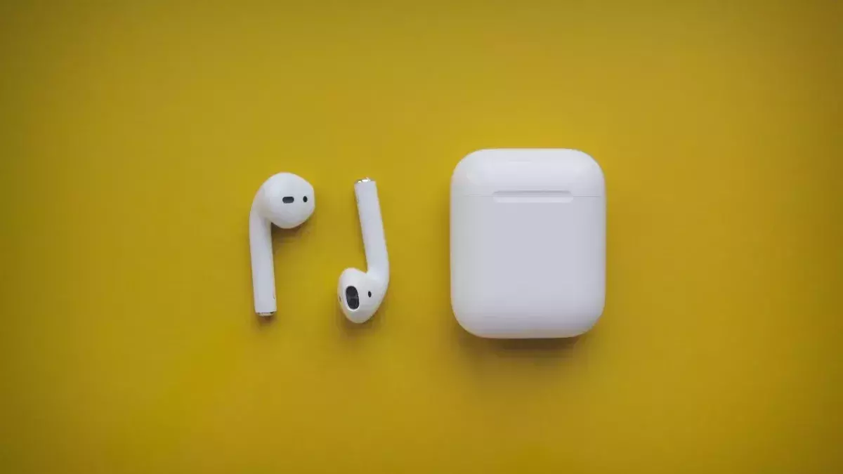 Das zu lange Tragen von AirPods kann Ohrenpilz auslösen