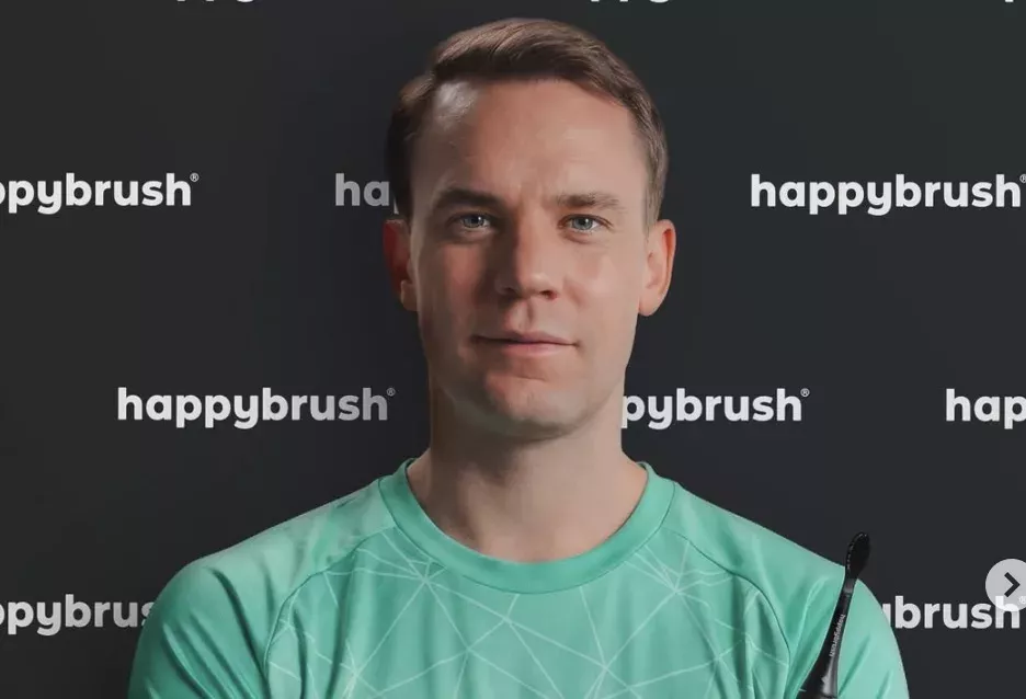 Manuel Neuer: Seine unwahrscheinliche Umorientierung zur Zahnbürste