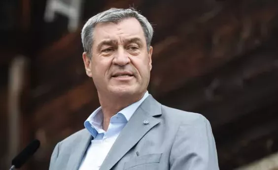 Söder-Tochter: "Männer sind eingeschüchtert von meinem Vater"