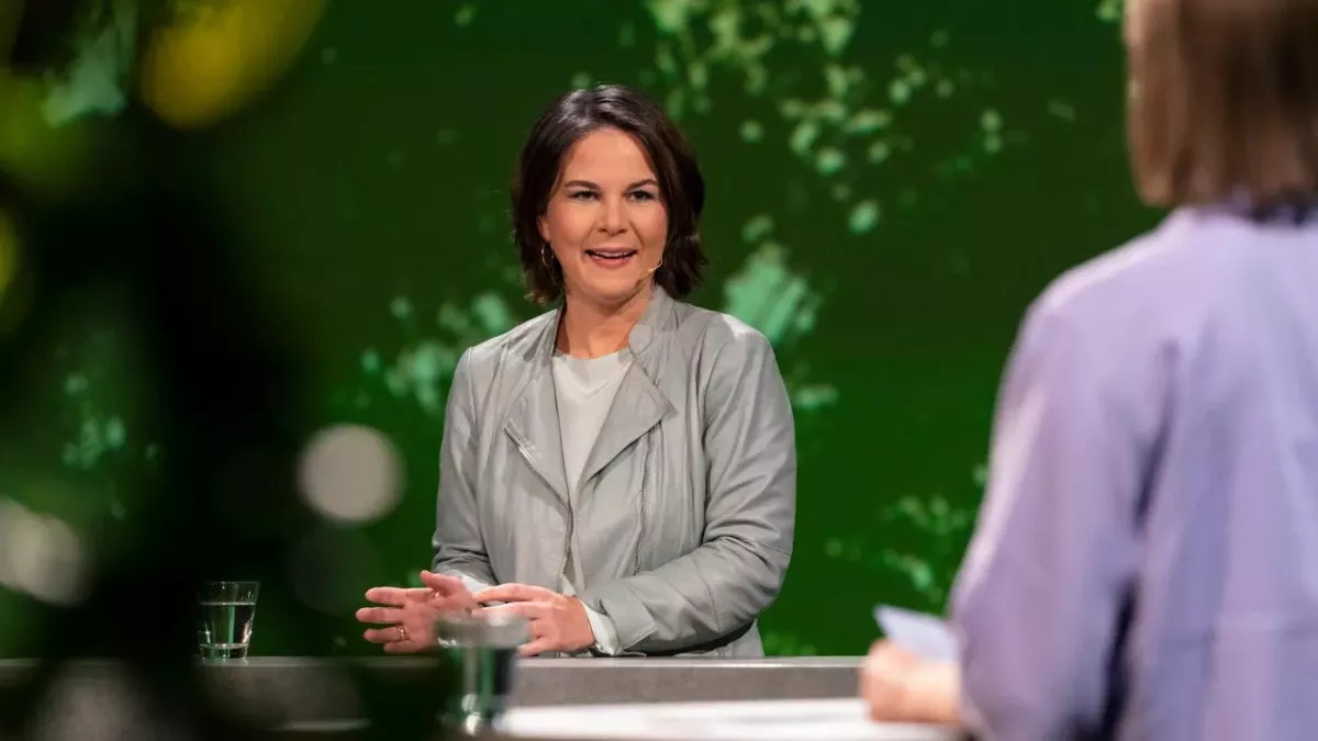 Grüne, Autos, Baerbock, Habeck