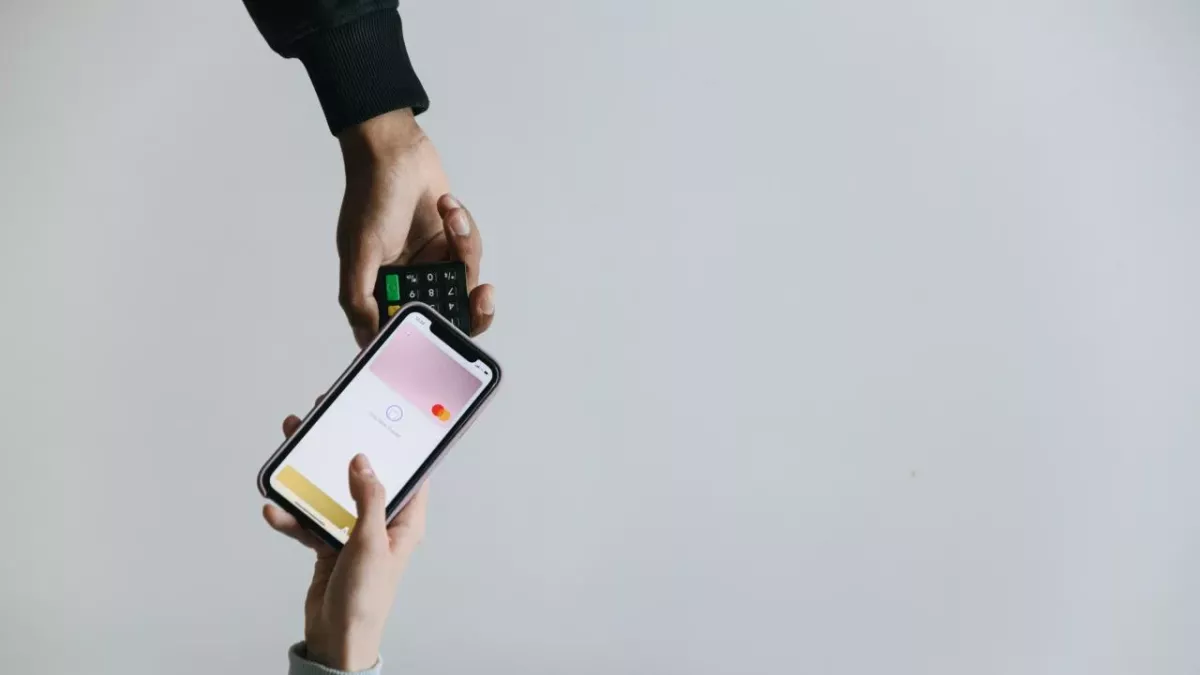 Keine Bargeld-Zahlung mehr: Bekanntester Apple-Händler Deutschlands fortan bargeldlos