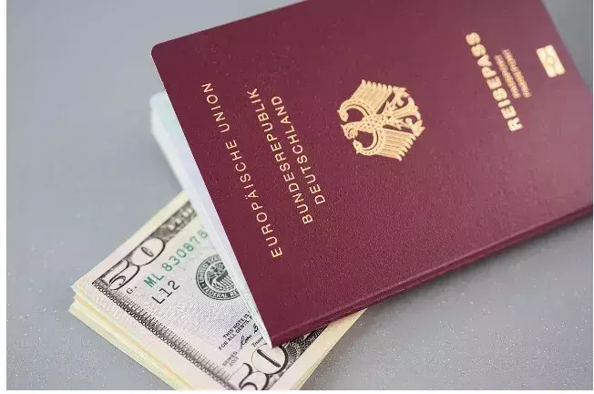 Kippt die doppelte Staatsbürgerschaft in Deutschland bald?