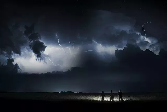 Unwetter, Sturm, Regen, Hochwasser, Gewitter, Deutschland, Jahresende