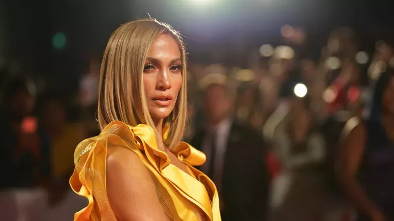 Jennifer Lopez sorgt für Aufsehen in einem umwerfenden Sport-Outfit