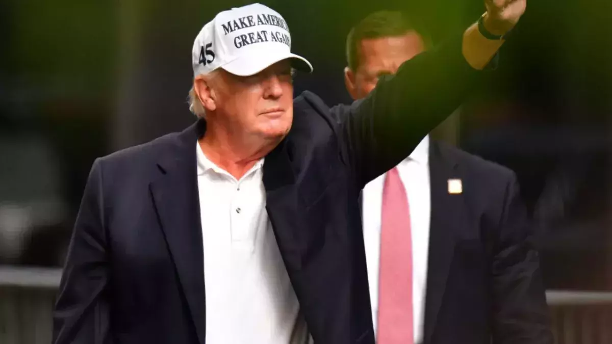 Milliardär und Misogynist Donald Trump inszeniert sich als Opfer