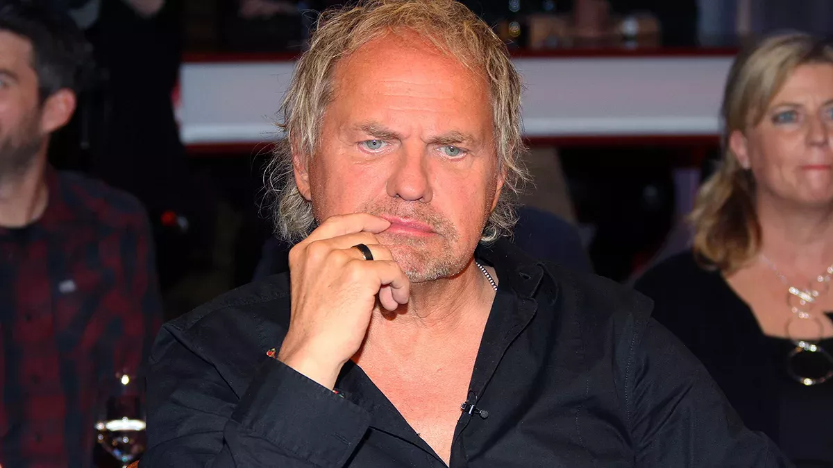 Uwe Ochsenknecht wird für seinen Auftritt bei "Hart aber fair" im Anschluss scharf kritisiert.