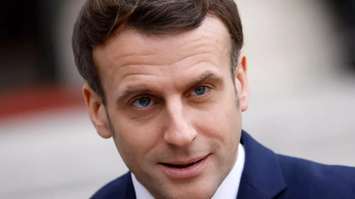 Was verdient Emmanuel Macron?
