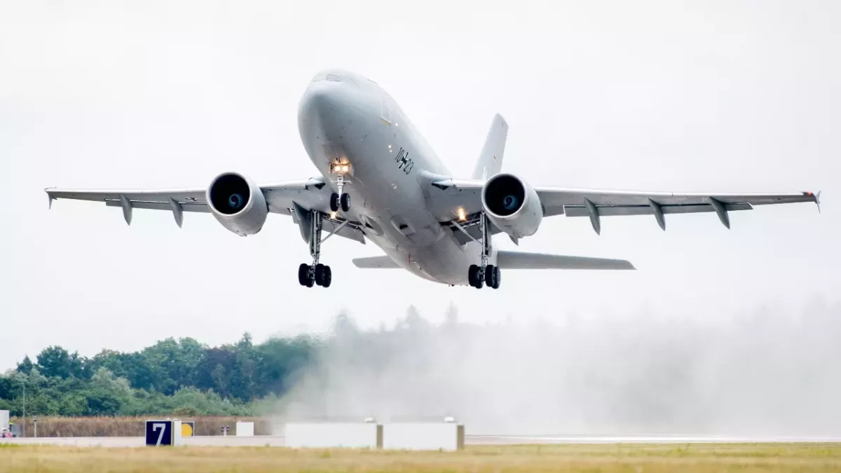 Bundeswehr-Flieger bringt erstmal nur 7 Menschen in Sicherheit