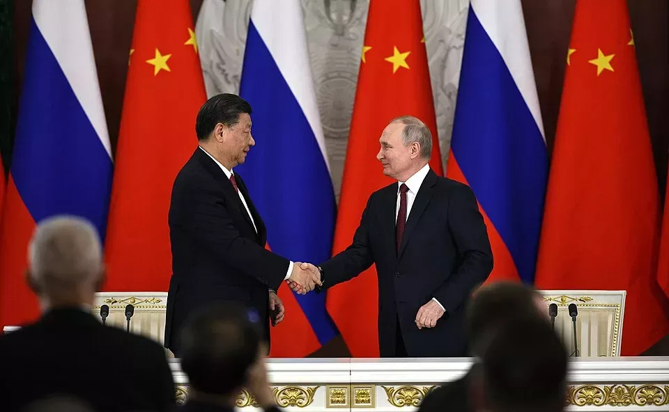 „dauerhafte gute Nachbarschaft“: Xi Jinping empfängt Putin kurz nach Trump in Peking