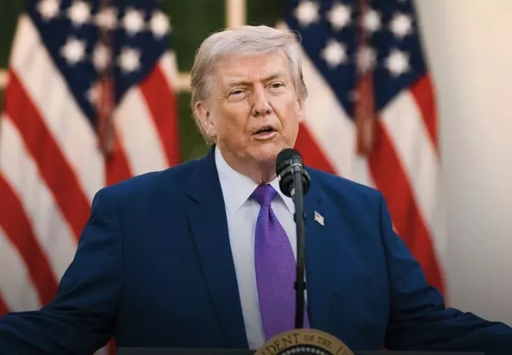Donald Trump feiert 80. Geburtstag mit „Friedensabkommen mit dem Iran werde“ und Käfigkämpfen