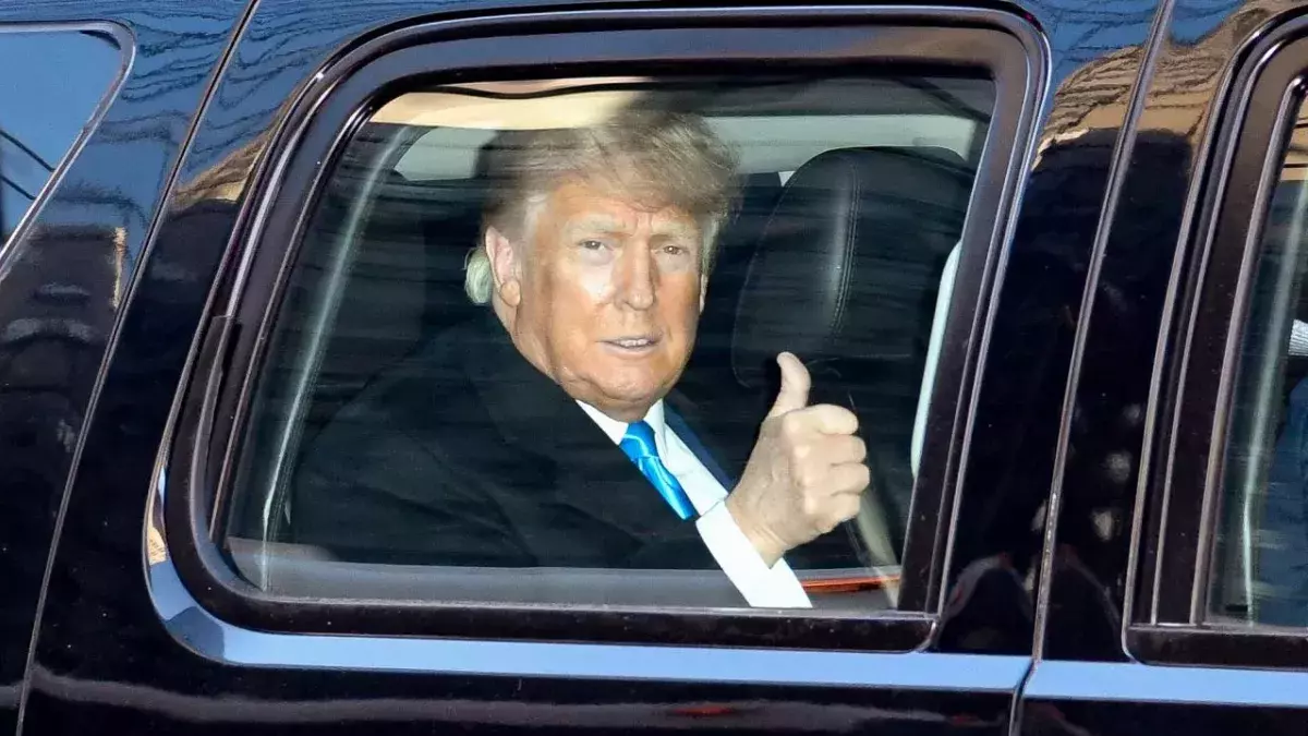 Donald Trump denkt, er weiß wo das Virus herkommt