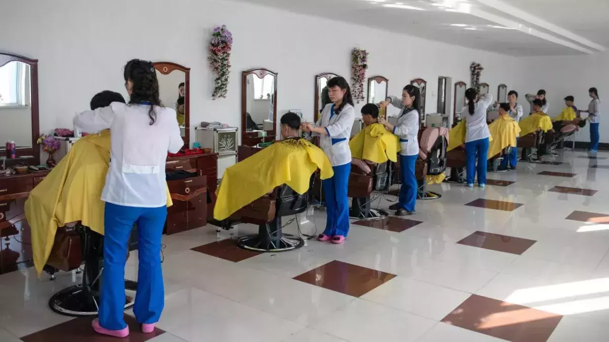 In einem nordkoreanischen Friseursalon gibt es nicht sehr viel Auswahl