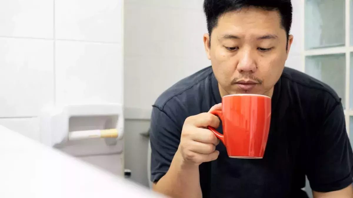 Kaffee trinken: Warum nicht gleich auf dem Klo?