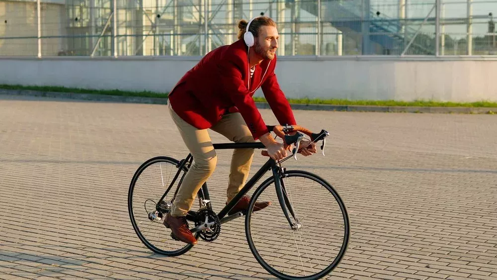 Kopfhörer auf dem Fahrrad: Darf ich das?