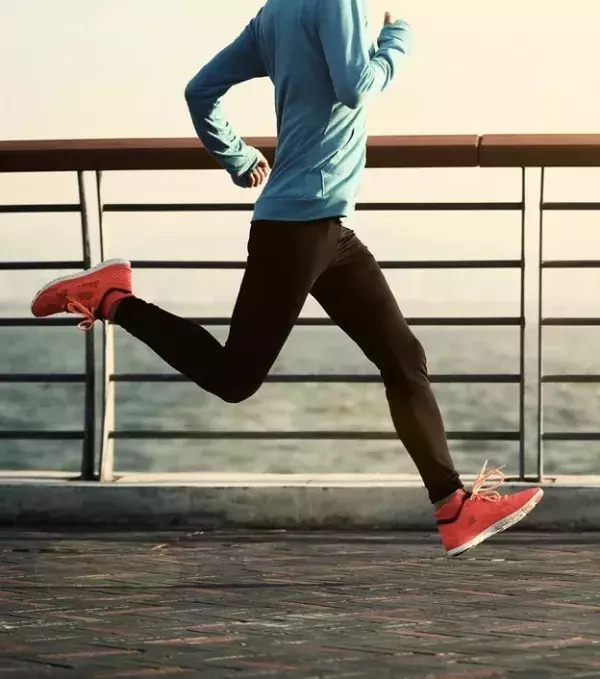 2. Joggen zwischen 800 und 1000 Kalorien pro Stunde