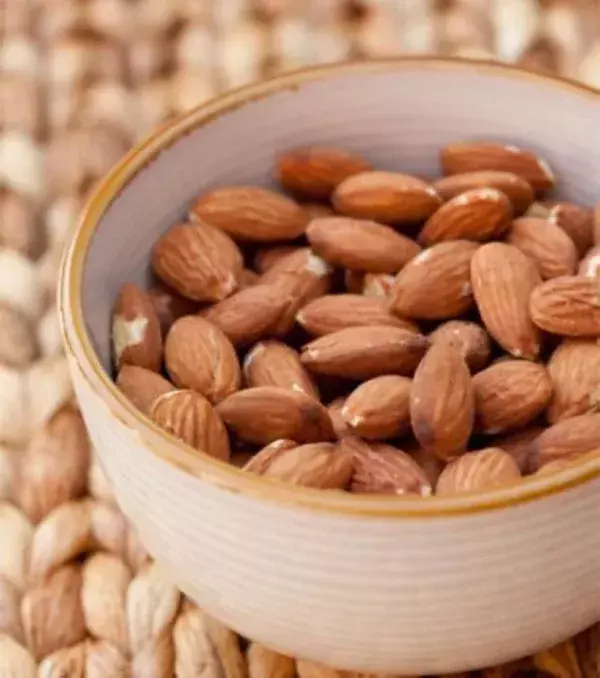 Mandeln: viele Ballaststoffe, Proteine und Vitamin E