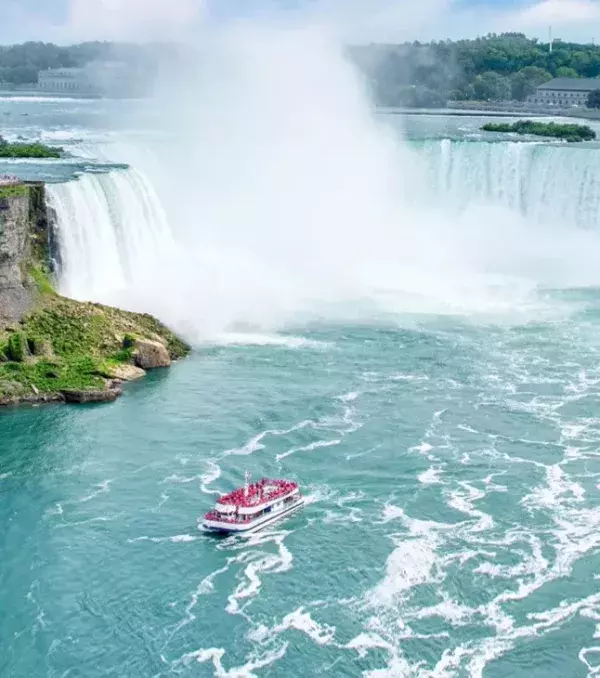 Spendable Städte: Niagarafälle (USA): Wenn du damit einverstanden bist, an einem bestimmten Ort 2 Jahre zu leben, gibt dir die Stadt 7000 Dollar. Für diese tolle Aussicht ein Geschenk!