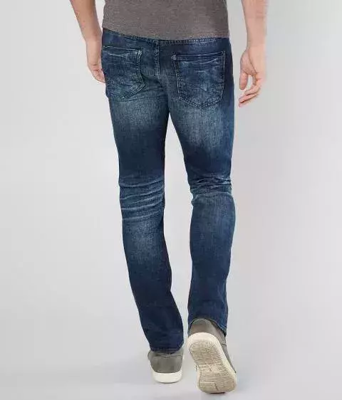 Die richtige Jeans: Die Demi-Slim-Fit-Jeans