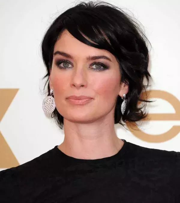 Lena Headey (Cersei Lannister): 1m66