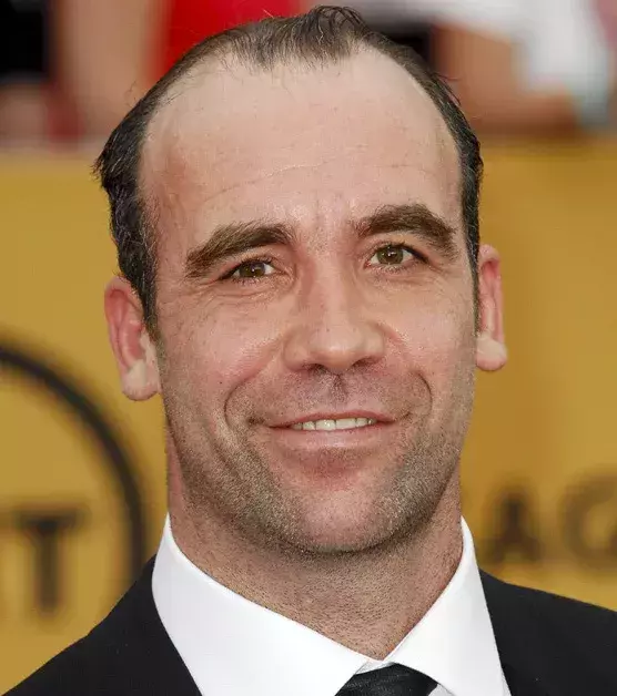 Rory McCann (Sandor "The Hound" Clegane): 1m98